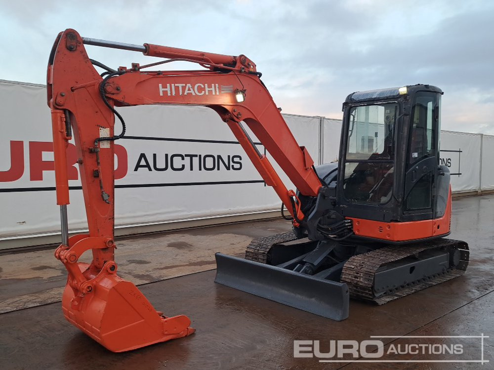 Hitachi ZX65USB-3F - Mini pelle: photos 1 Hitachi ZX65USB-3F - Mini pelle: photos 1