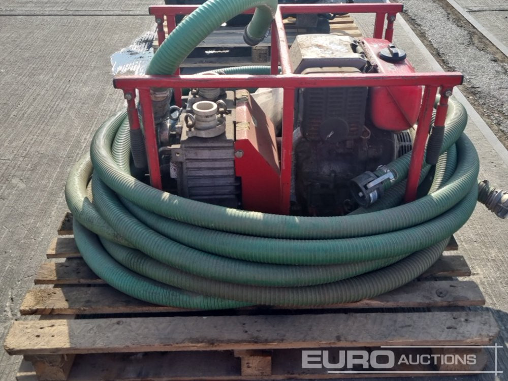 Honda 2” Diesel Water Pump, Suction & Delivery Hoses - Pompe à eau: photos 4 Honda 2” Diesel Water Pump, Suction & Delivery Hoses - Pompe à eau: photos 4
