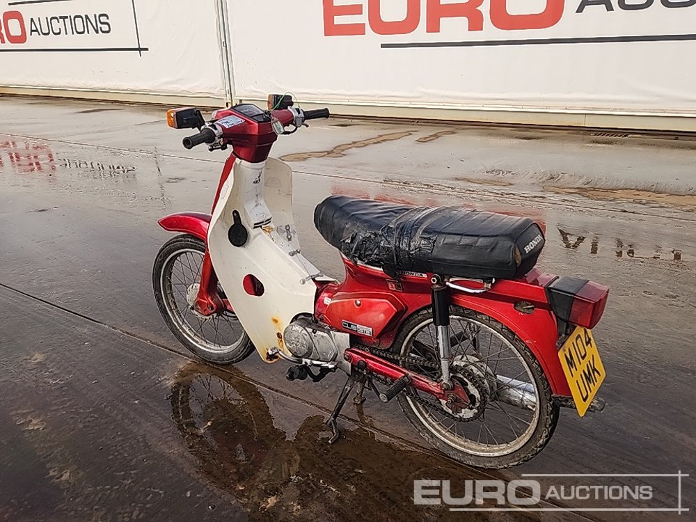 Honda Cub 90 Moped - Motocyclette: photos 3 Honda Cub 90 Moped - Motocyclette: photos 3