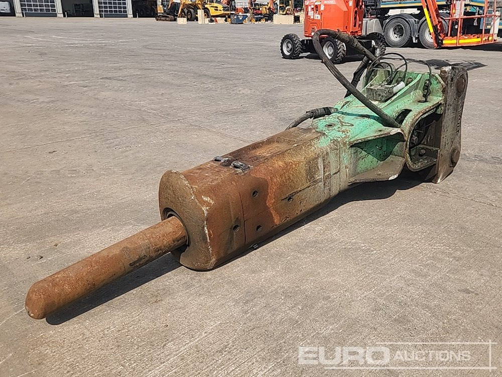 Hydraulic Breaker 110mm Pin to suit 45 Ton Excavator - Marteau hydraulique: photos 1 Hydraulic Breaker 110mm Pin to suit 45 Ton Excavator - Marteau hydraulique: photos 1