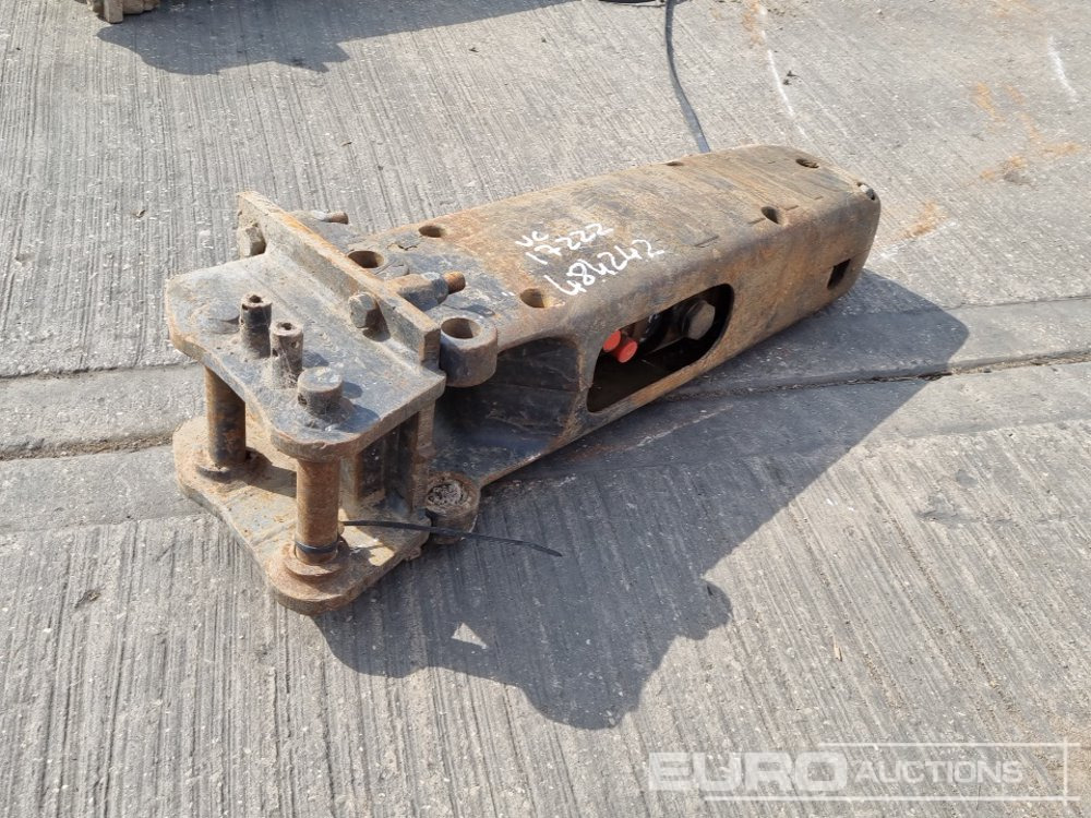 Hydraulic Breaker 30mm Pin to suit Mini Excavator - Marteau hydraulique: photos 5 Hydraulic Breaker 30mm Pin to suit Mini Excavator - Marteau hydraulique: photos 5