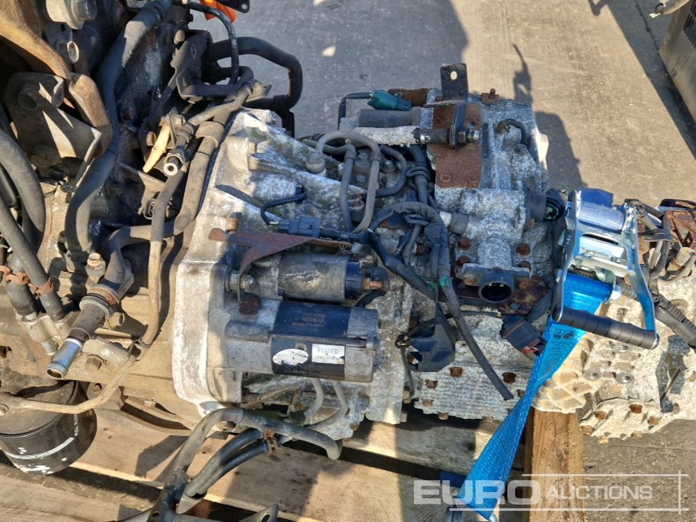 Moteur Isuzu 4 Cylinder Engine, Gearbox: photos 12