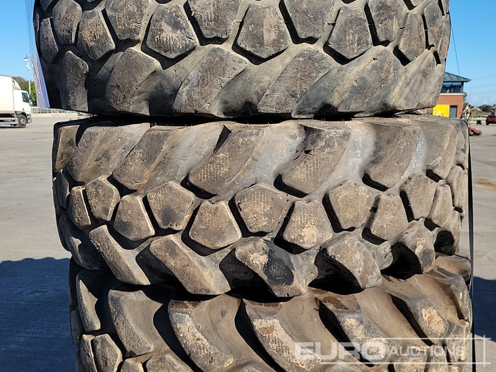 Pneu JCB 15.5-25 Tyre (4 of): photos 7