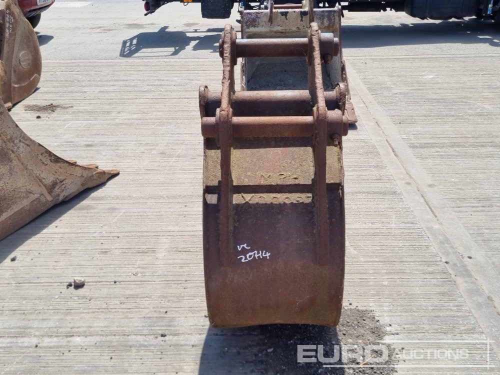 JCB 24" Digging Bucket 65mm Pin to suit 13 Ton Excavator - Godet: photos 4 JCB 24" Digging Bucket 65mm Pin to suit 13 Ton Excavator - Godet: photos 4