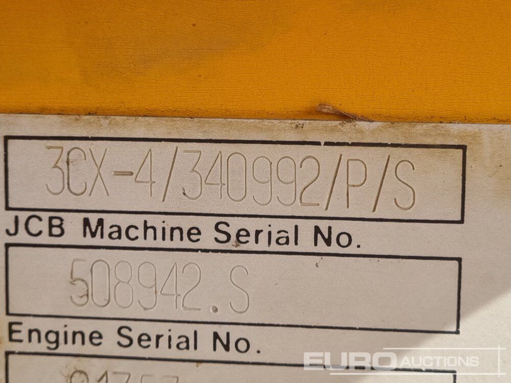 Tractopelle JCB 3CX: photos 38