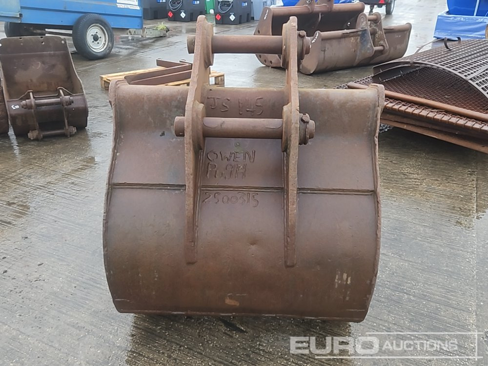 JCB 42" Digging Bucket 65mm Pin to suit 13 Ton Excavator - Godet: photos 4 JCB 42" Digging Bucket 65mm Pin to suit 13 Ton Excavator - Godet: photos 4