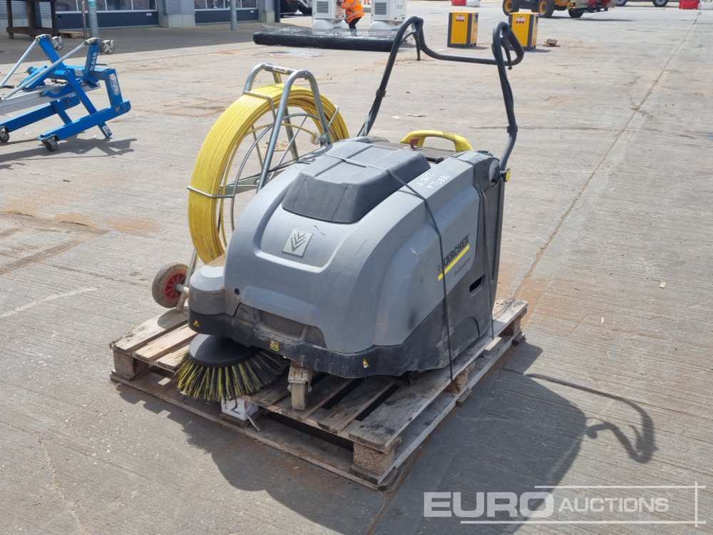 Karcher Electric Floor Scrubber, Cobra Wheel - Matériel de chantier: photos 1 Karcher Electric Floor Scrubber, Cobra Wheel - Matériel de chantier: photos 1