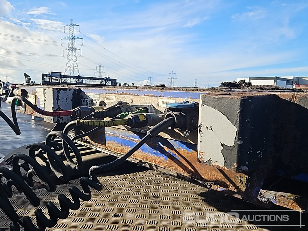 Semi-remorque surbaissé King 4 Axle Step Frame Low Loader Trailer, Neck Ramps, Out Riggers, Rear Steering, Hydraulic Fliptoe Ramps: photos 38 Semi-remorque surbaissé King 4 Axle Step Frame Low Loader Trailer, Neck Ramps, Out Riggers, Rear Steering, Hydraulic Fliptoe Ramps: photos 38