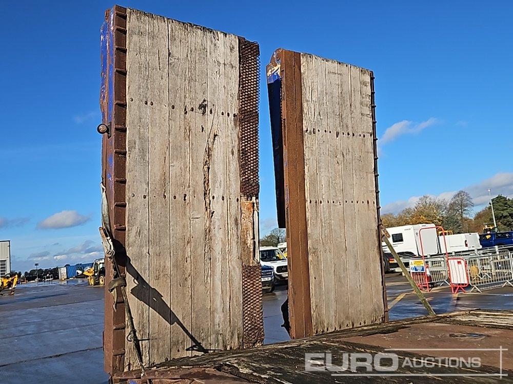 Semi-remorque surbaissé King 4 Axle Step Frame Low Loader Trailer, Neck Ramps, Out Riggers, Rear Steering, Hydraulic Fliptoe Ramps: photos 20 Semi-remorque surbaissé King 4 Axle Step Frame Low Loader Trailer, Neck Ramps, Out Riggers, Rear Steering, Hydraulic Fliptoe Ramps: photos 20