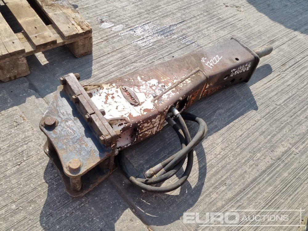 Komac Hydraulic Breaker 35mm Pin to suit Mini Excavator - Marteau hydraulique: photos 5 Komac Hydraulic Breaker 35mm Pin to suit Mini Excavator - Marteau hydraulique: photos 5