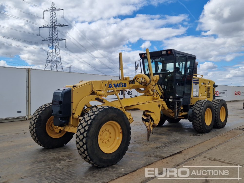Komatsu GD655-3E0 - Niveleuse: photos 1 Komatsu GD655-3E0 - Niveleuse: photos 1