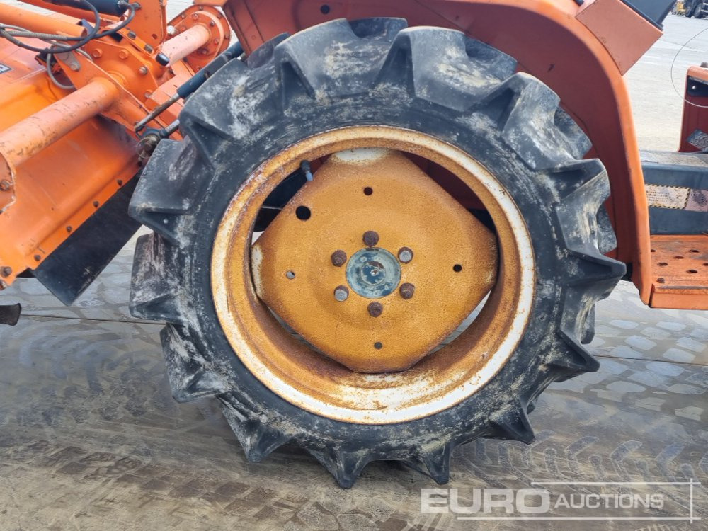 Micro tracteur Kubota B1702: photos 10