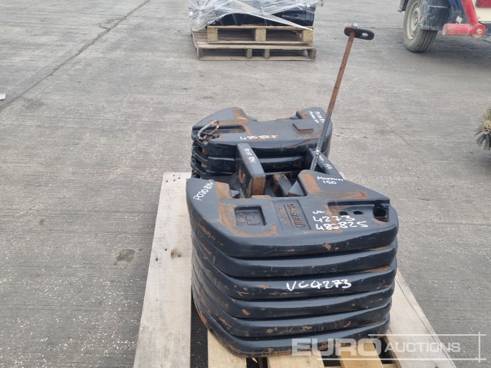 Case Front Weights (12 of) & Hitch to suit Tractor - Machine agricole: photos 2 Case Front Weights (12 of) & Hitch to suit Tractor - Machine agricole: photos 2