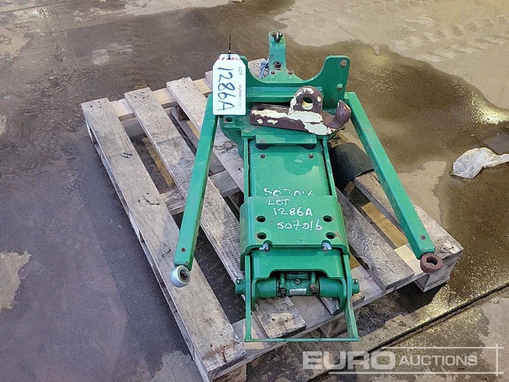 John Deere Pick Up Hitch to suit Tractor - Machine agricole: photos 4 John Deere Pick Up Hitch to suit Tractor - Machine agricole: photos 4