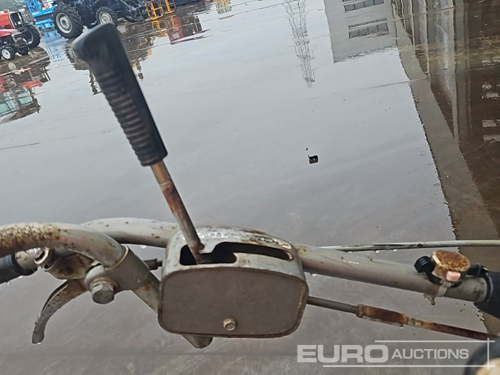 Machine agricole Mitsubishi CT800D: photos 21