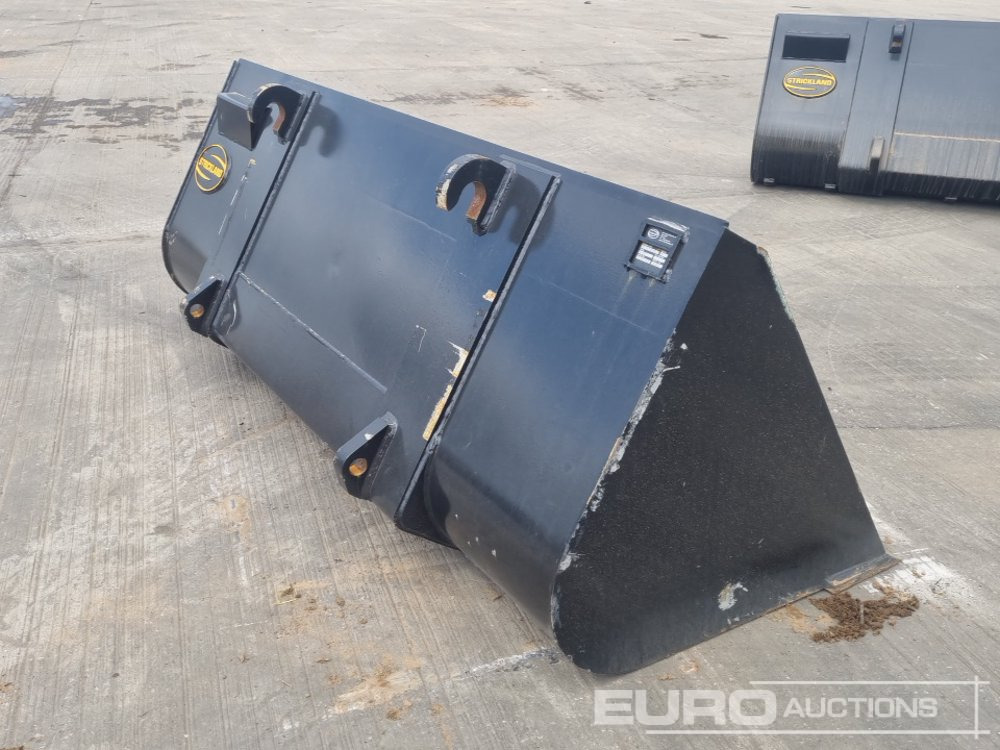 Unused Strickland 90" Loading Bucket to suit JCB Telehandler - Machine agricole: photos 5 Unused Strickland 90" Loading Bucket to suit JCB Telehandler - Machine agricole: photos 5