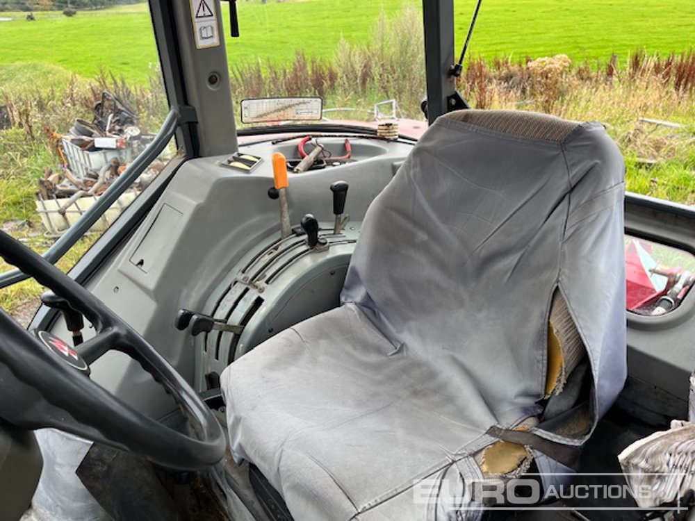 Tracteur agricole Massey Ferguson 4255: photos 12