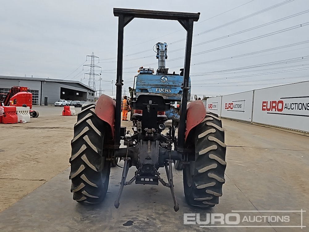 Massey Ferguson MF240 - Tracteur agricole: photos 4 Massey Ferguson MF240 - Tracteur agricole: photos 4