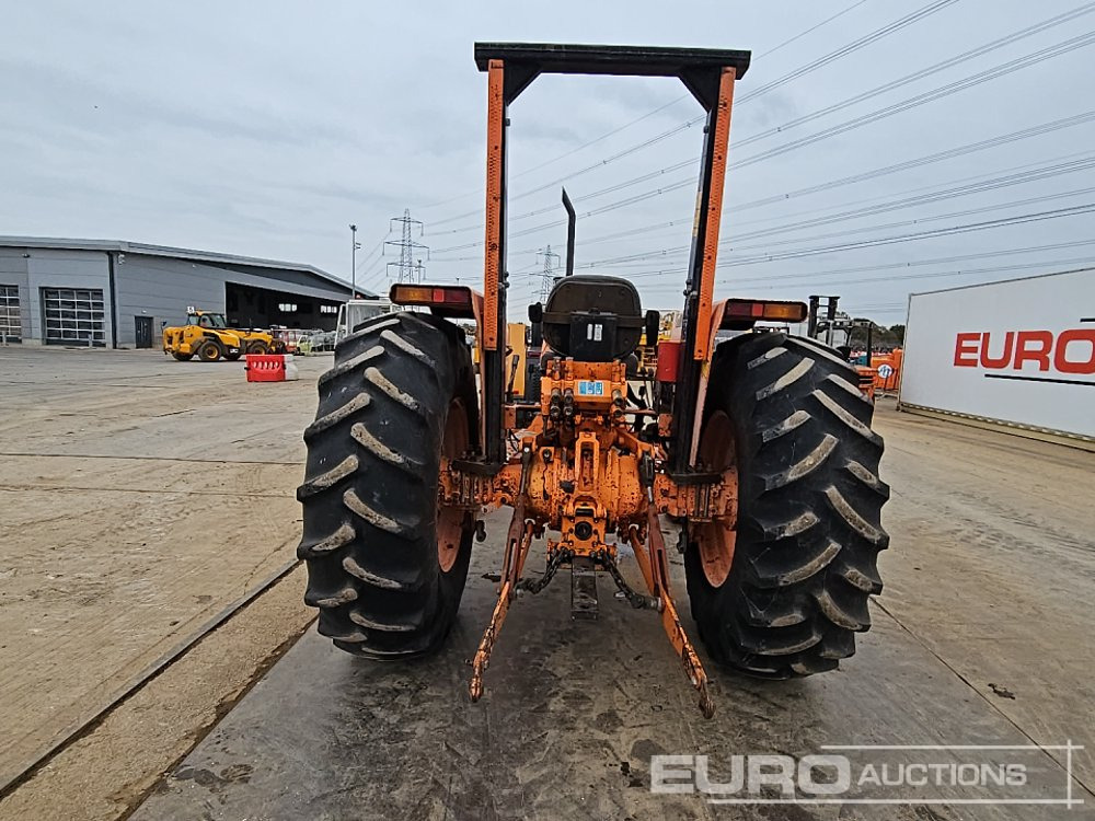 Massey Ferguson MF390 - Tracteur agricole: photos 4 Massey Ferguson MF390 - Tracteur agricole: photos 4