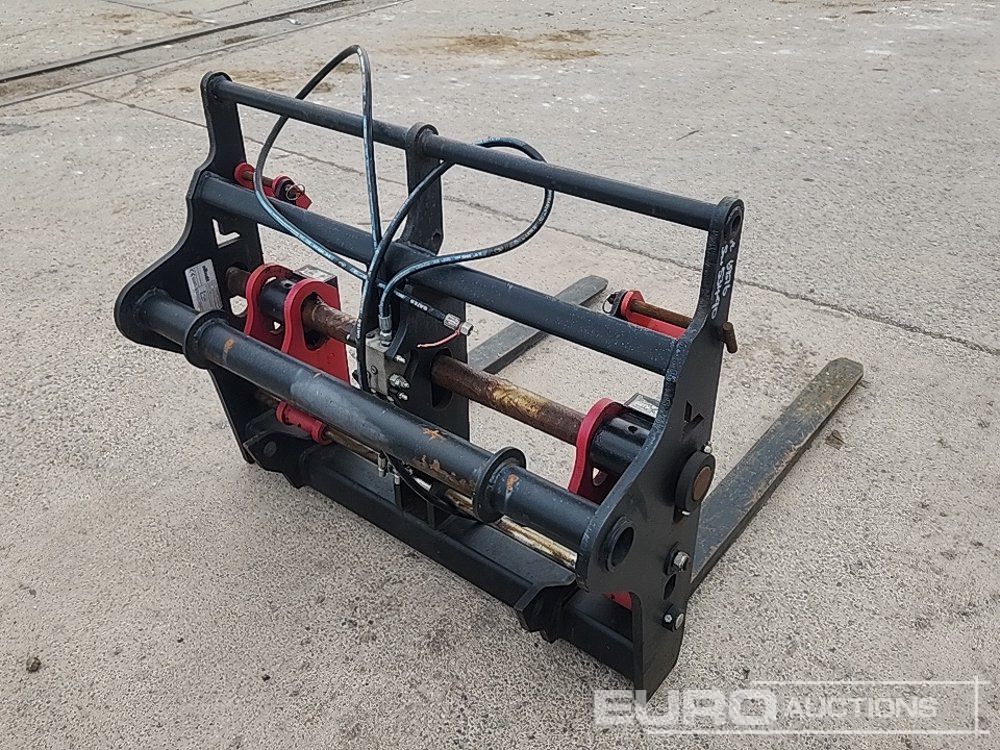 2020 Albutt Pallet Forks, Hydraulic Fork Postioner to suit Manitou Telehandler - Matériel de manutention: photos 3 2020 Albutt Pallet Forks, Hydraulic Fork Postioner to suit Manitou Telehandler - Matériel de manutention: photos 3