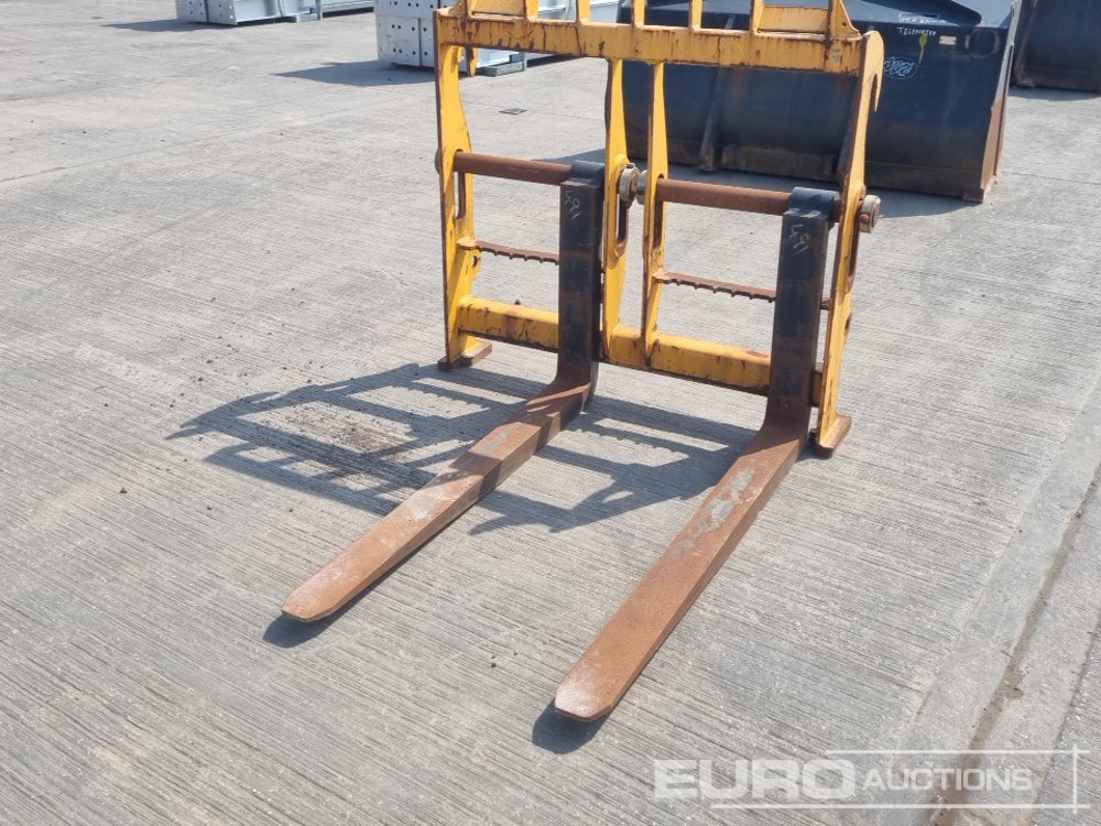 Matériel de manutention Fork Frame & Forks to suit JCB Telehandler: photos 11