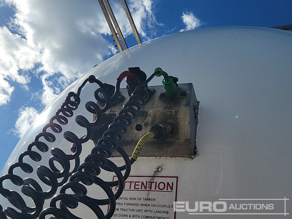 Semi-remorque citerne Melton 40,000 Litre Tri Axle Tanker Trailer: photos 42