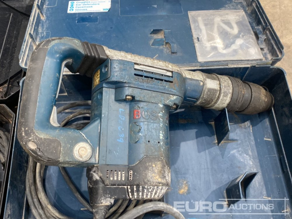 Milwaukee PLH32XE & Bosch 110 Volt Hammer Drill/Breaker (2 of) - Matériel de chantier: photos 5 Milwaukee PLH32XE & Bosch 110 Volt Hammer Drill/Breaker (2 of) - Matériel de chantier: photos 5