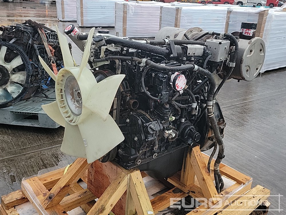 Mitsubishi 4 Cylinder Engine - Moteur: photos 1 Mitsubishi 4 Cylinder Engine - Moteur: photos 1