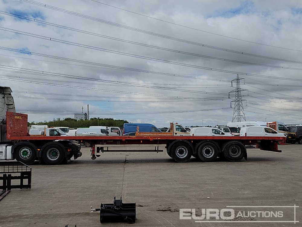 Montracon Tri Axle Flatbed Trailer - Semi-remorque plateau: photos 2 Montracon Tri Axle Flatbed Trailer - Semi-remorque plateau: photos 2