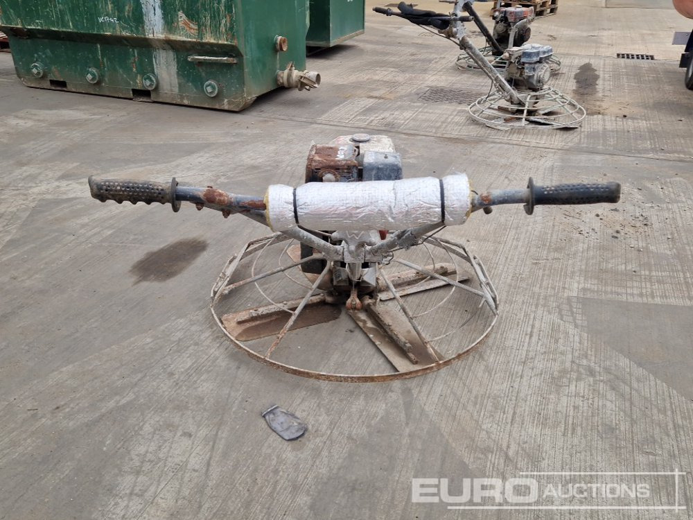 Multiquip Petrol Pedestrian Power Float - Travaux routiers: photos 4 Multiquip Petrol Pedestrian Power Float - Travaux routiers: photos 4