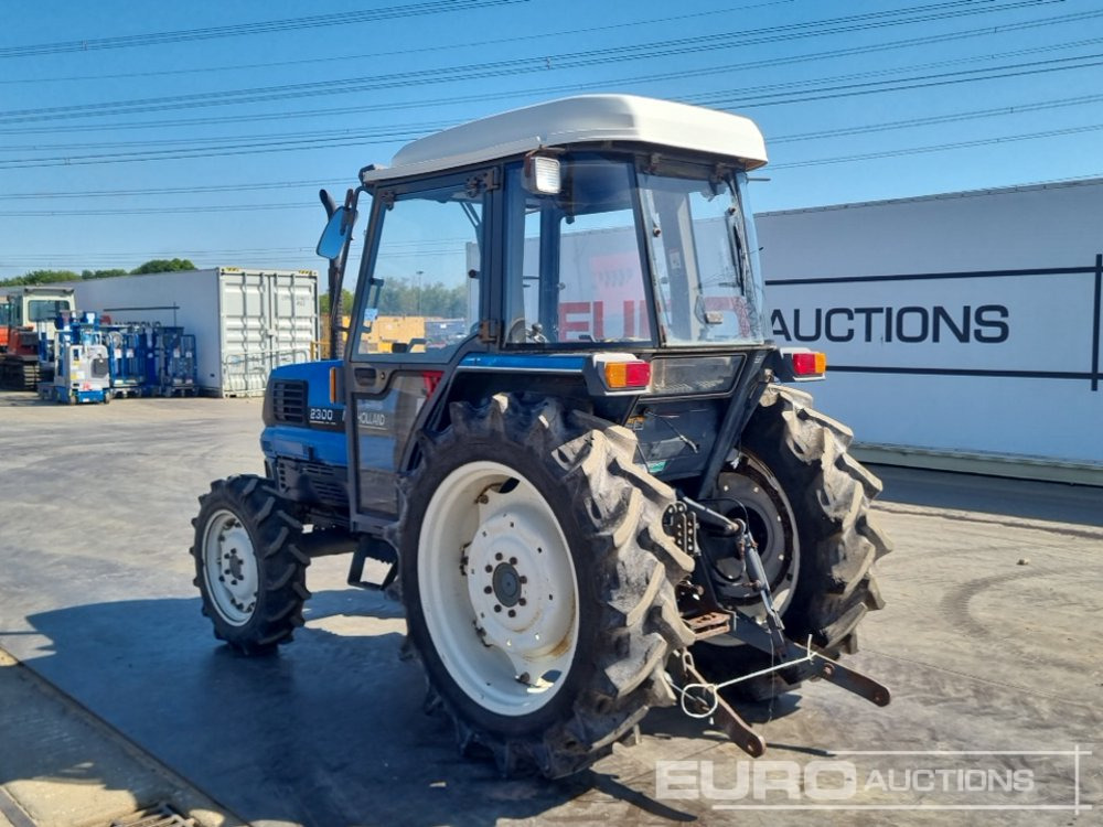 New Holland 2300 - Tracteur agricole: photos 3 New Holland 2300 - Tracteur agricole: photos 3