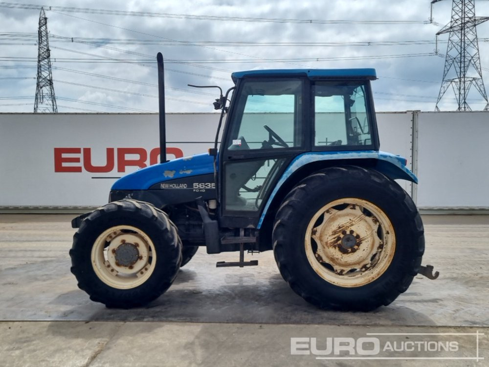 New Holland 5635 - Tracteur agricole: photos 2 New Holland 5635 - Tracteur agricole: photos 2