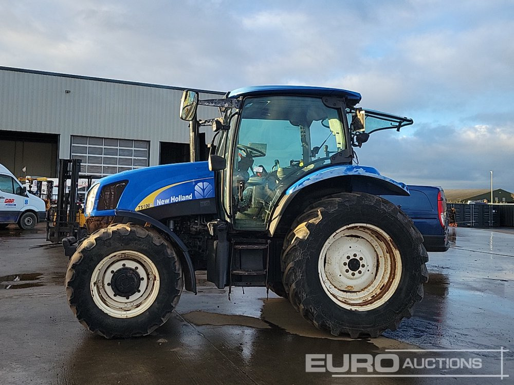 New Holland TS100A - Tracteur agricole: photos 2 New Holland TS100A - Tracteur agricole: photos 2