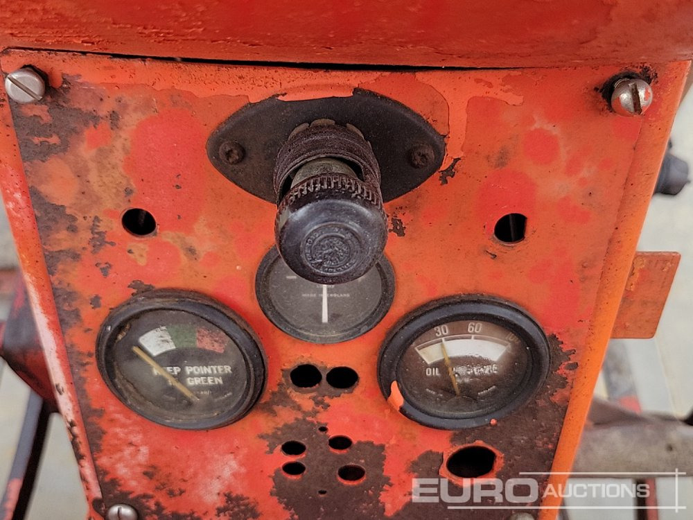 Tracteur agricole Nuffield 2WD Tractor: photos 33