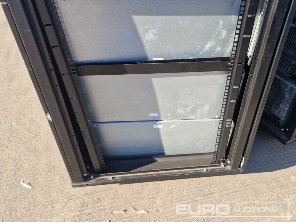 Matériel de chantier Optimum Power Serivice Wheeled Power Servers (4 of): photos 12