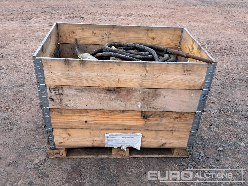 Pallet of Concrete Vibrating Pokers - Travaux routiers: photos 2 Pallet of Concrete Vibrating Pokers - Travaux routiers: photos 2