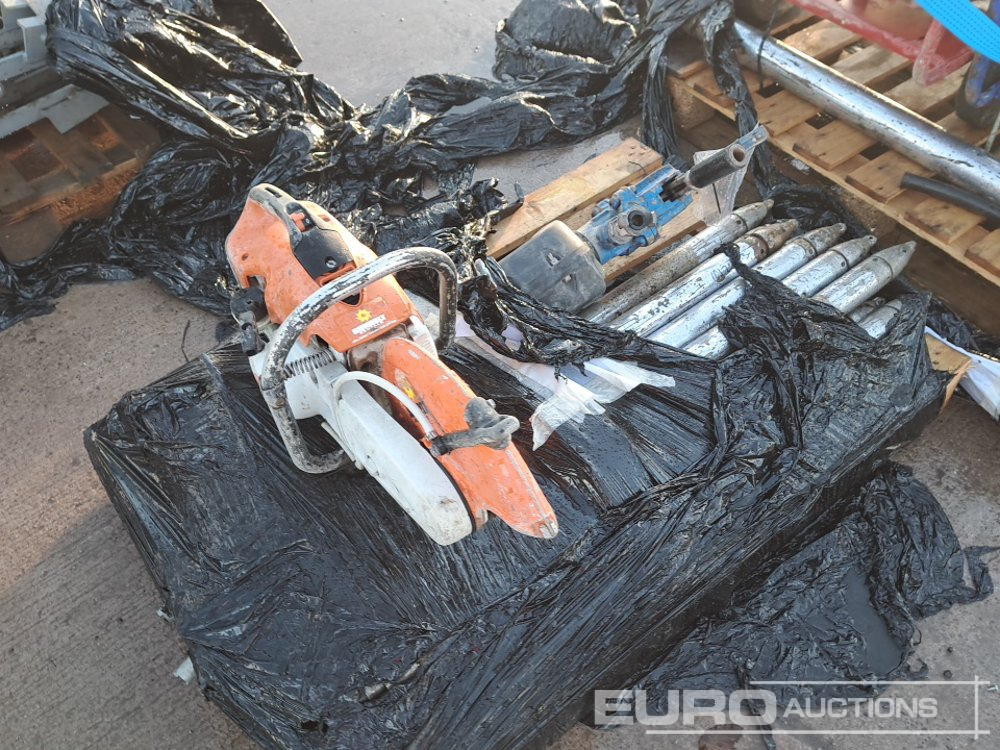 Pallet of Horizoltal Boring Bits, Air Breaker, Stihl TS410 Consaw - Travaux routiers: photos 4 Pallet of Horizoltal Boring Bits, Air Breaker, Stihl TS410 Consaw - Travaux routiers: photos 4