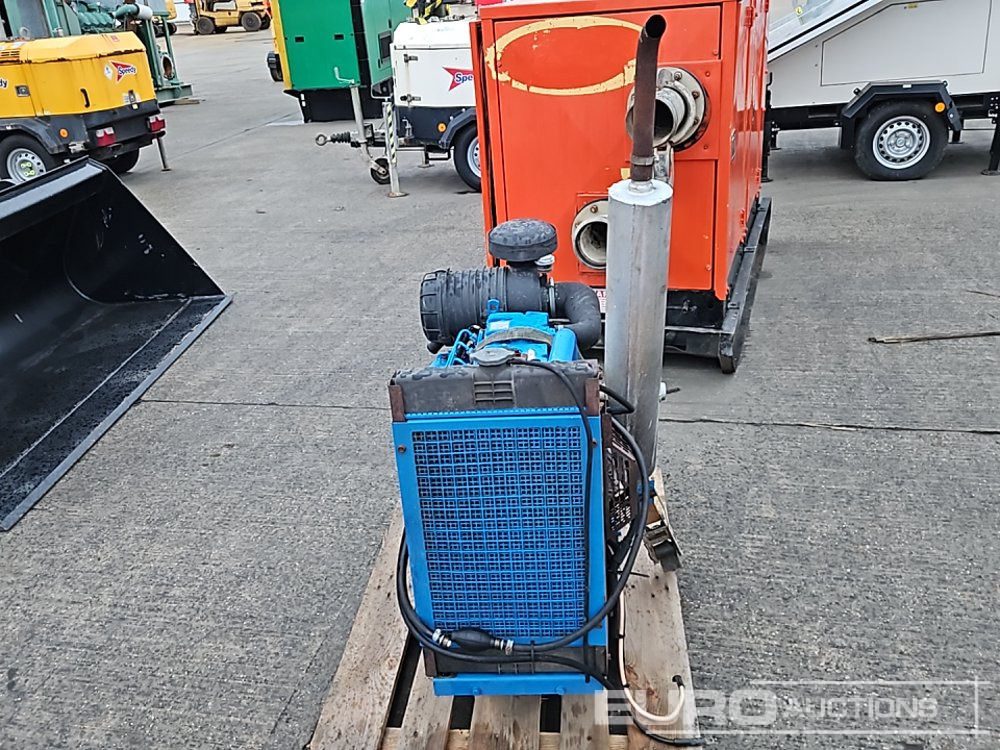 Perkins 4 Cylinder Engine - Moteur: photos 4 Perkins 4 Cylinder Engine - Moteur: photos 4