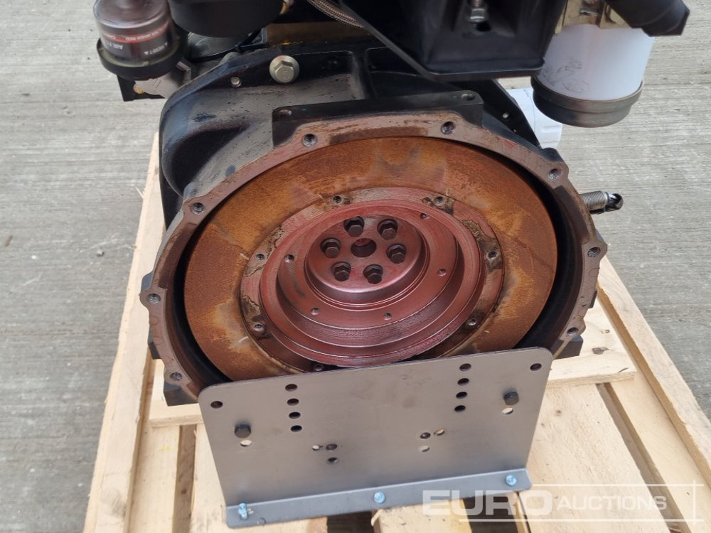 Moteur Perkins 403A: photos 13 Moteur Perkins 403A: photos 13
