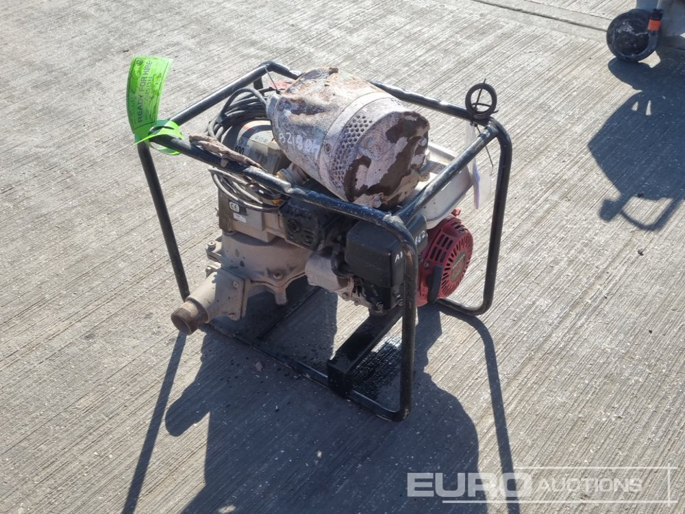 Petrol 2" Water Pump, 240Volt Submersible Water Pump - Pompe à eau: photos 3 Petrol 2" Water Pump, 240Volt Submersible Water Pump - Pompe à eau: photos 3