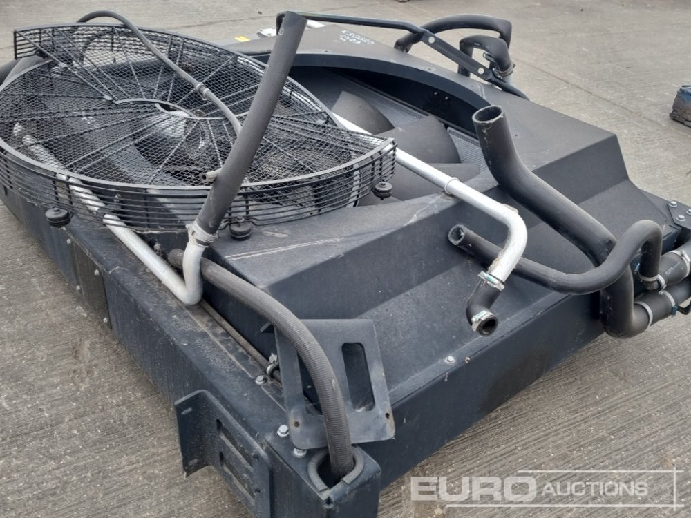 Pièces de rechange Radiator & Fan to suit Engine: photos 17