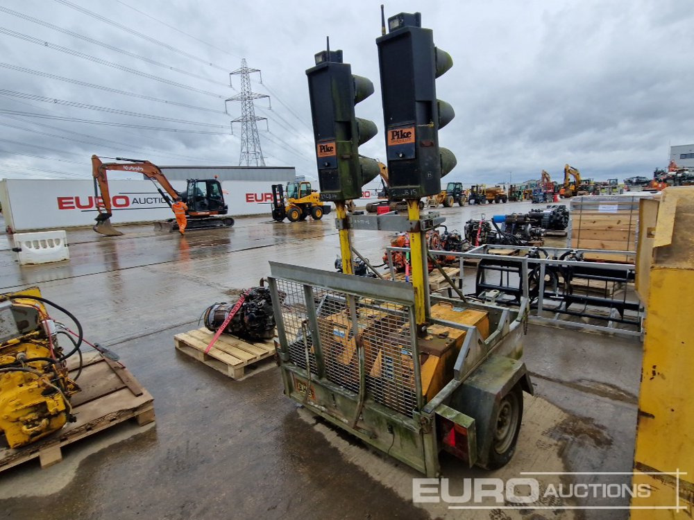 Pike Single Axle Traffic Light System Trailer, Ramp - Remorque porte engin: photos 5 Pike Single Axle Traffic Light System Trailer, Ramp - Remorque porte engin: photos 5