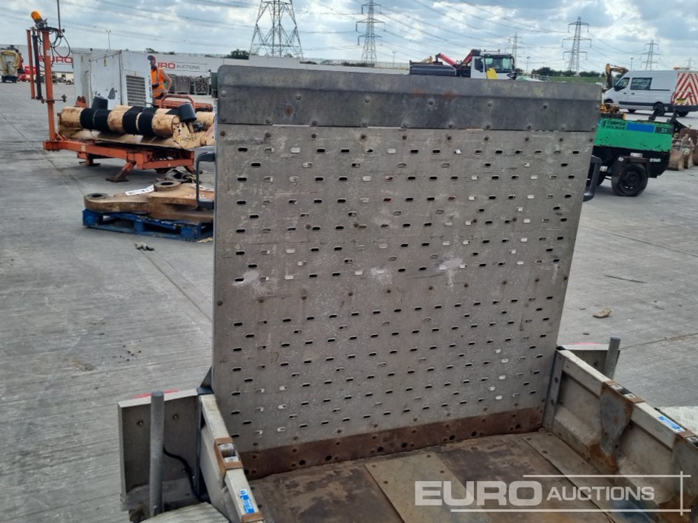 Remorque porte engin Pike Single Axle Traffic Light Trailer: photos 13