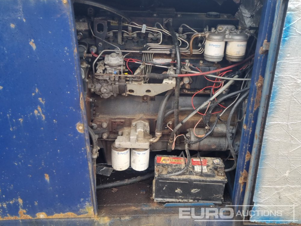 Groupe électrogène Powerpack, Perkins Engine: photos 9 Groupe électrogène Powerpack, Perkins Engine: photos 9
