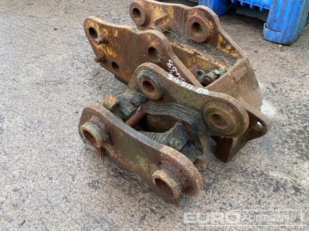 Quick Hitch 45/50mm Pin to suit 4-8 Ton Excavator (2 of) - Attache rapide: photos 3 Quick Hitch 45/50mm Pin to suit 4-8 Ton Excavator (2 of) - Attache rapide: photos 3
