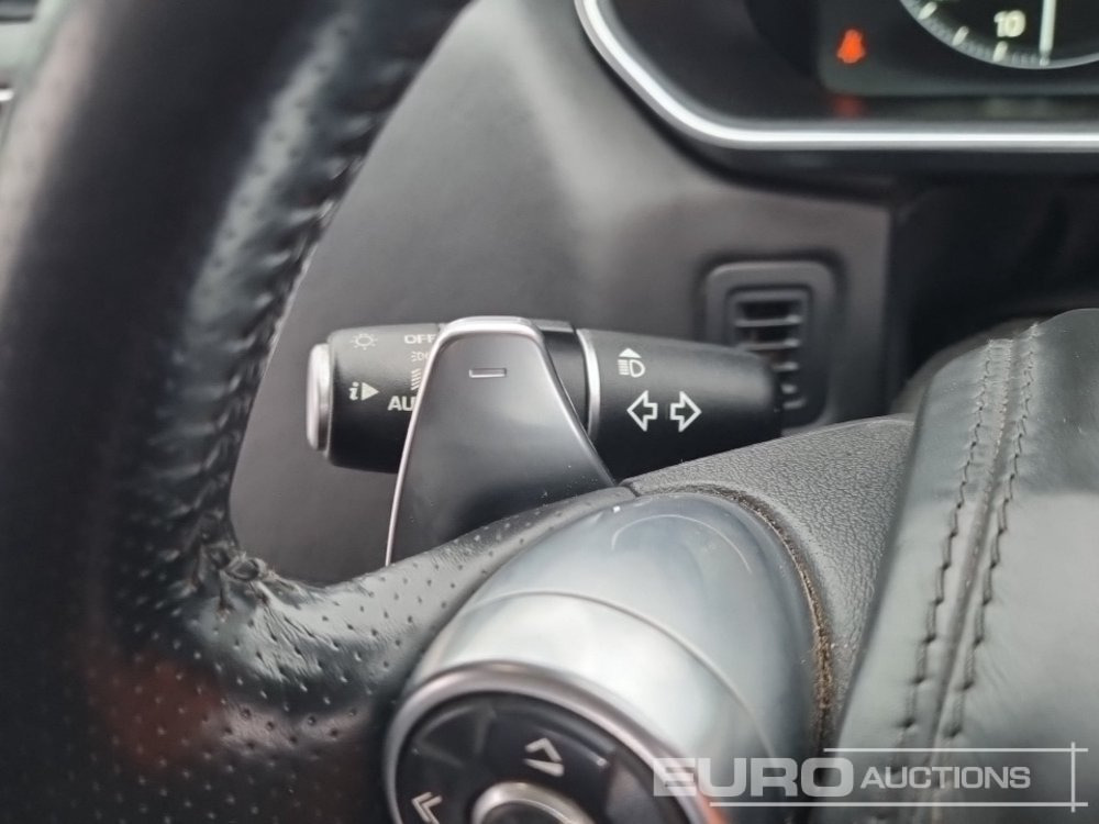 SUV Range Rover Sport: photos 43