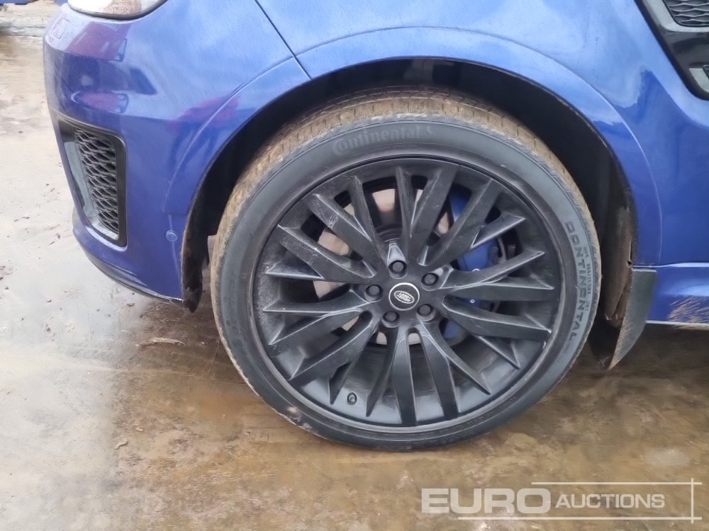 SUV Range Rover Sport: photos 9