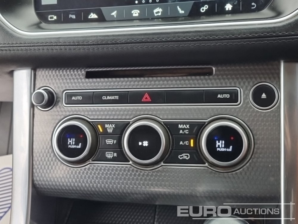 SUV Range Rover Sport: photos 41