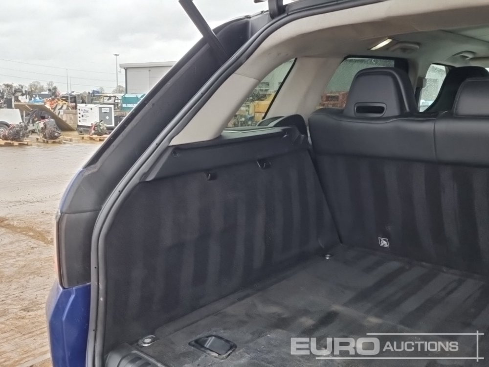 SUV Range Rover Sport: photos 23