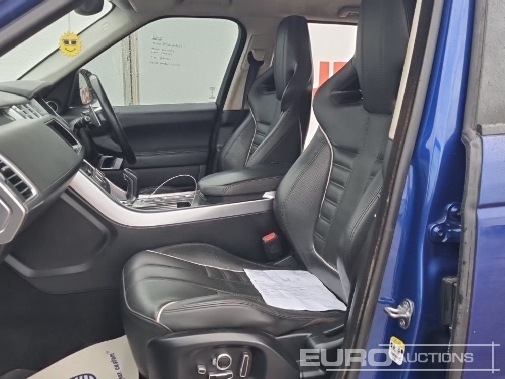 SUV Range Rover Sport: photos 29